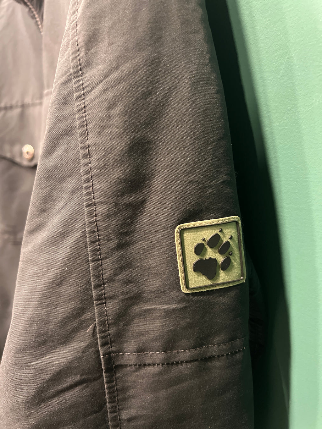 Jack Wolfskin Black Windbreaker - Size L